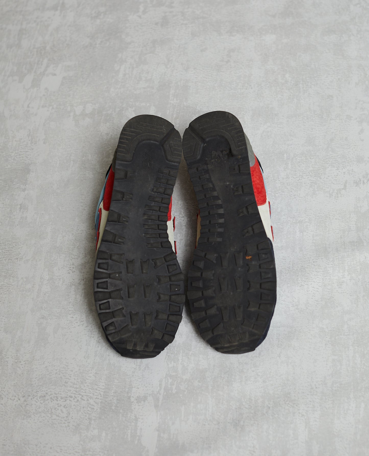 New Balance US574M1 (8.5) blue black red