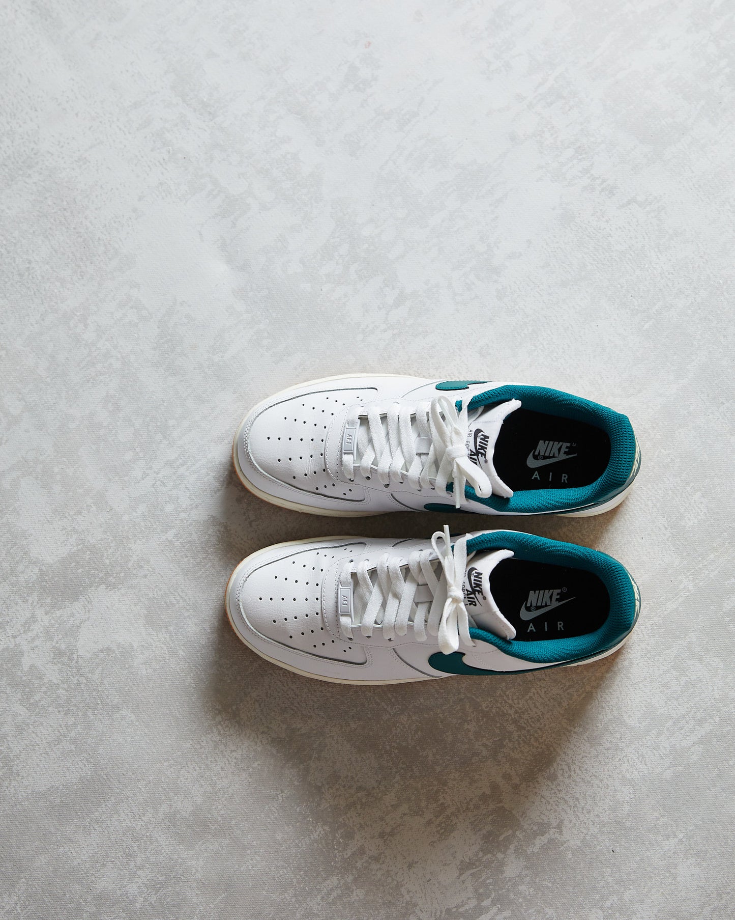 Nike by you Air Force 1 one 8.5 white green sail