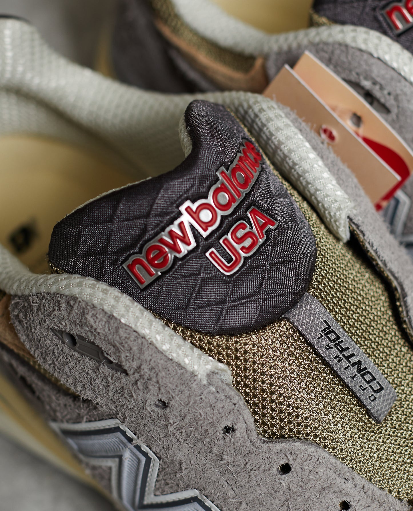 New Balance M990TG3 (9.5)