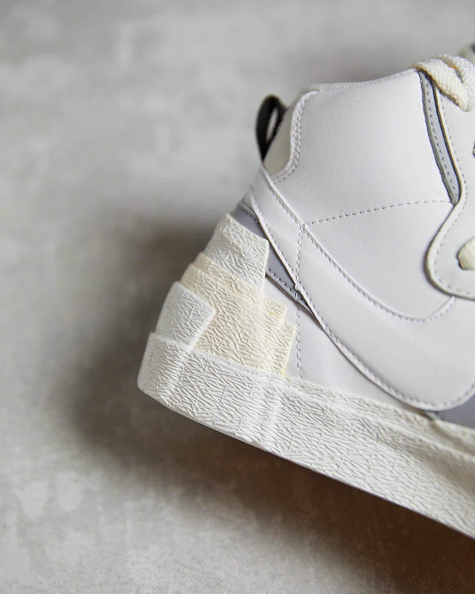 Nike Blazer x Sacai grey white