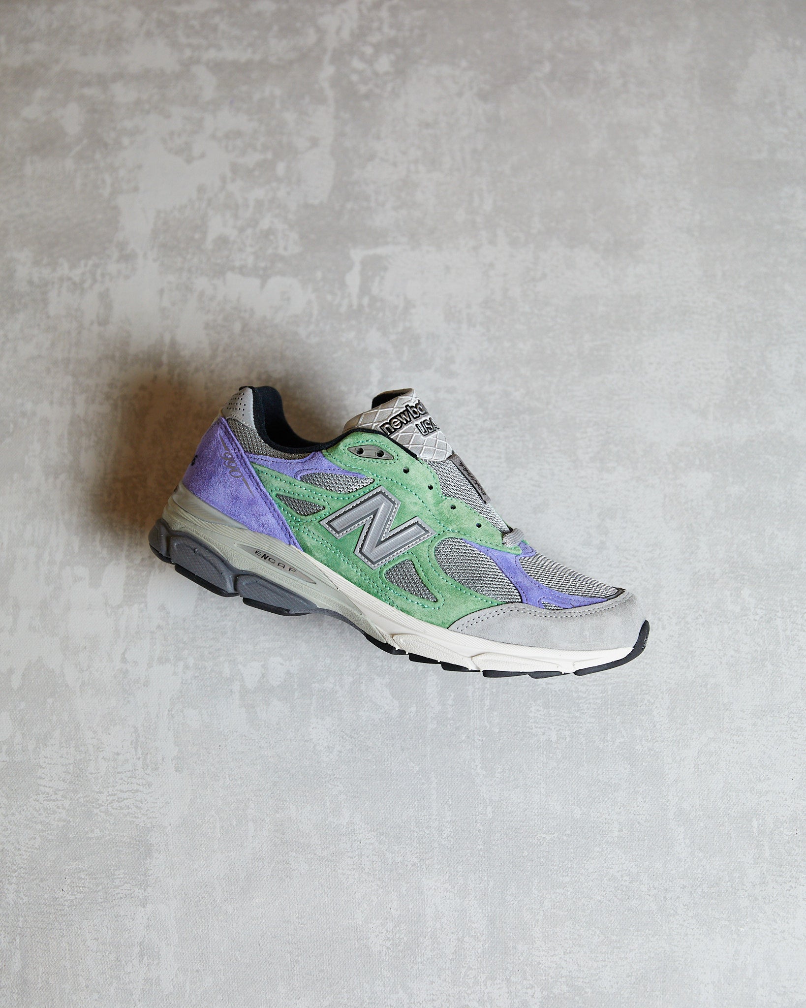 New Balance x Stray Rats Joker 990V3